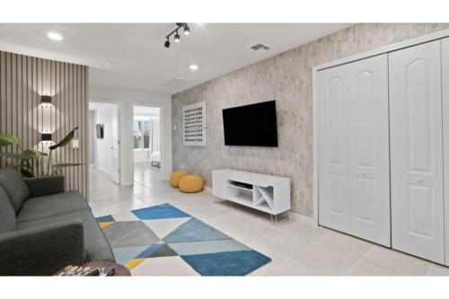 Townhome at Solterra NH 18005 - image 6