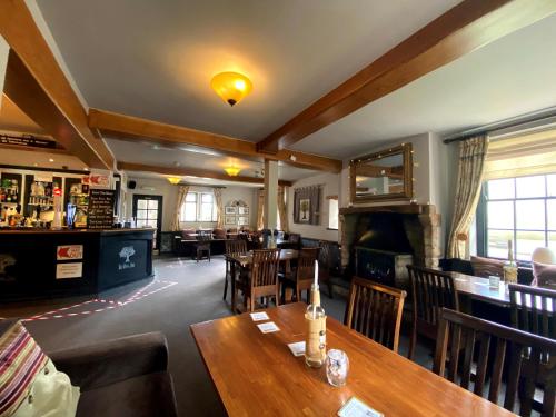 The Royal Oak - image 7