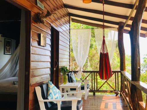 Balcony/terrace, Oon Lee Bungalows in Koh Jum / Koh Pu (Krabi)