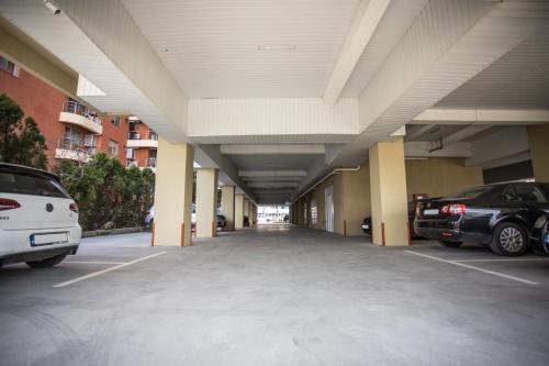 Sea Gem 2 Mamaia - NEW, Superb Views and 200m to Beach!