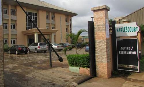 . Room in Lodge - Harlescourt Hotels and Suites Asaba