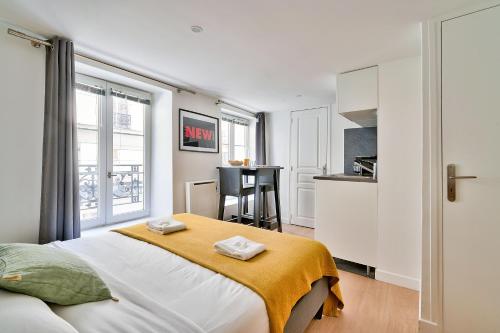 New and Bright Studio in the Heart of Paris (1G), Paris