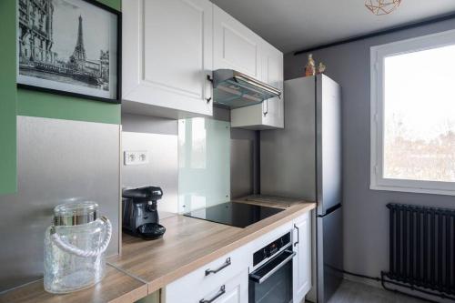 Kitchen, Appartement lumineux, et chaleureux in Savigny Sur Orge
