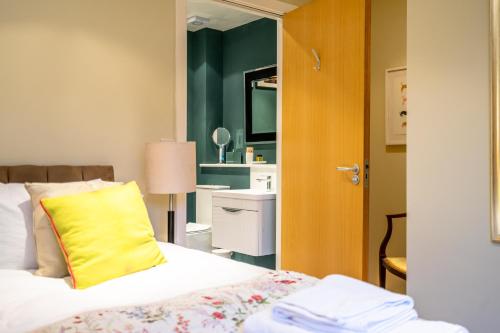 Picture of 15 Stonegate Court