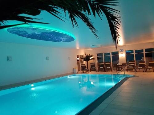 Swimming pool, Avalon Hotel Bellevue in Fehmarn