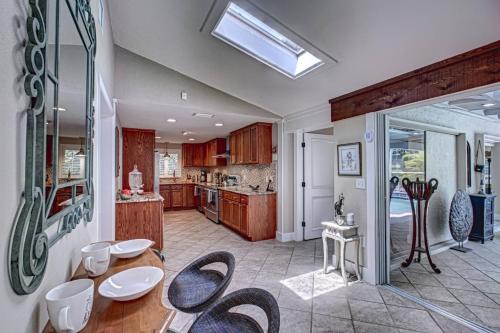 Canopy Cottage on Siesta Key in Siesta Key, USA