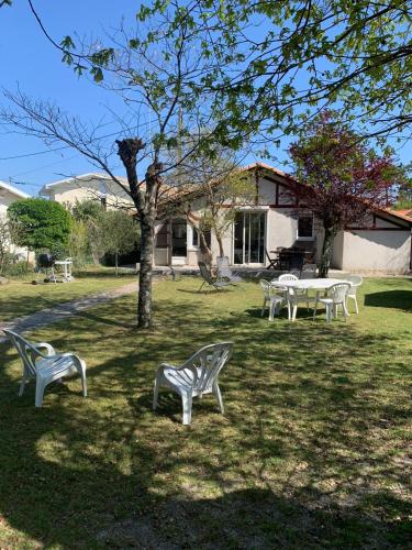 VILLA MONDESIR à ANDERNOS classée 3 étoiles gîte à louer Arès