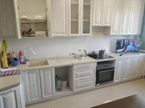 Скаилаин с Lounge sky park на крыше 23 эт на Новаторов 8б 3 эт кв 13