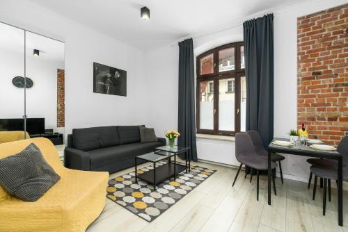Apartments City Center Saint Wojciech by Renters