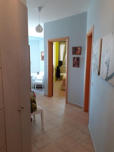 FRED APARTMENT