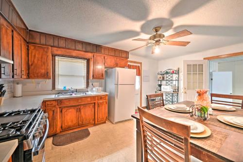 Blounts Creek House with Yard - Pets Welcome! in New Bern