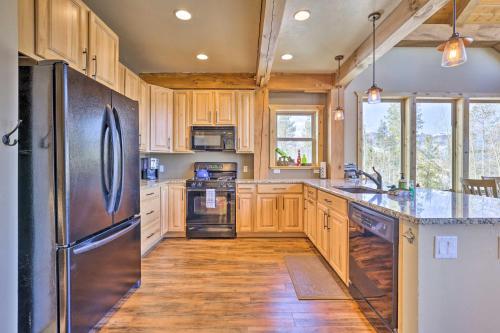 Secluded Cabin with Views 8 Mi to Winter Park! - image 7