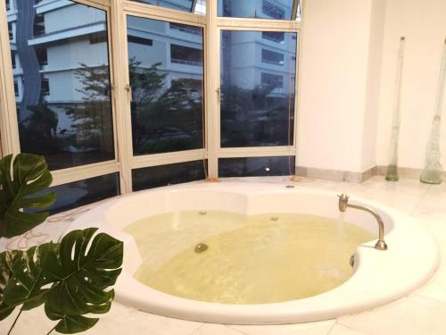 Jacuzzi POOL 3Bedroom, walk to Stadium, Kuala Lumpur (fotografie 5)