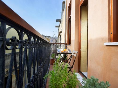 Dorotheou House - image 3