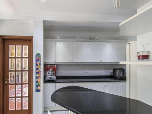 Excellent Madeira Villa Villa Cristo Platinum 4 Bedrooms Stunning Sea Views gîte à louer Caniço