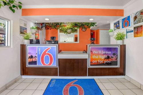 Előcsarnok, Motel 6 King City, CA in King City (CA)