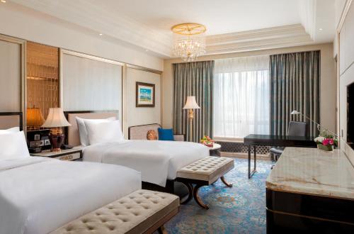 Classic Room image 5