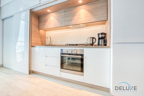 Playful Studio in Studio One Dubai Marina by Deluxe Holiday Homes