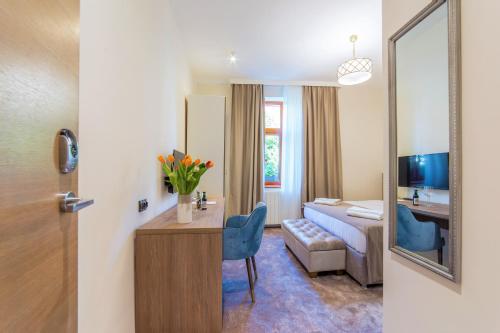 M House Bed and Breakfast - image 10