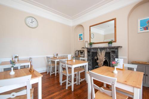 The Pendennis Guest House - image 4