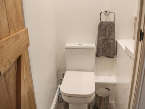 Sunny Mount Cottage - image 14