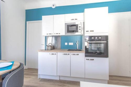 Kitchen, Zen Studio Les Thermes - Challes Centre - Parking in Challes-les-Eaux