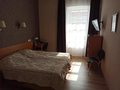 Central Hotel - image 12