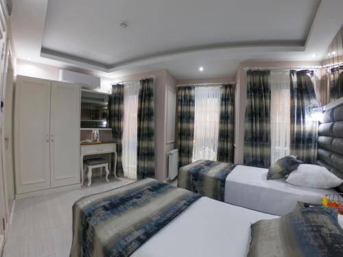 Crowned Hotel, Istanbul