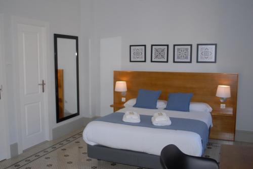 La Perla Granada Suites - image 4