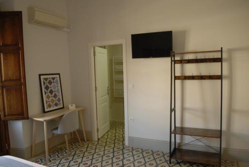 La Perla Granada Suites - image 2