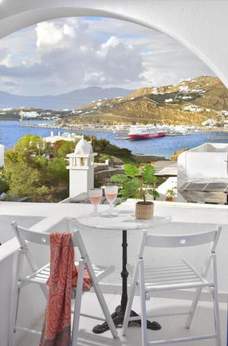 Orizon Tagoo Mykonos