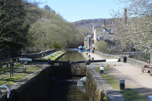A környék, Grooms House in Hebden Bridge