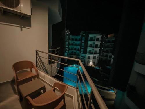 1 bedroom apartment in Aqua Palms Resort