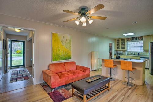 Creekside Home Near Dallas with Patio and Grill! - main image