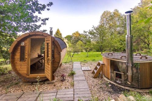 ENJOY Cozy Romance Hills Forest Gardens Views Sauna Whirlpool Bath in Jablonne V Podjestedi