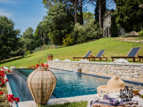  Villa Verecondi Scortecci, Unterkunft in Colle Umberto