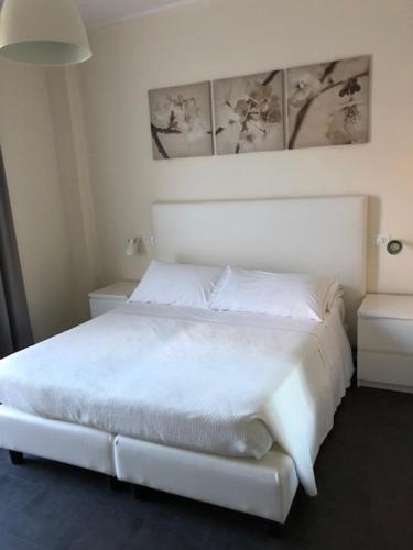 Hotel River Palace Hotel River Palace is perfectly located for both business and leisure guests in Terracina. Both business travelers and tourists can enjoy the propertys facilities and services. Service-minded staff w