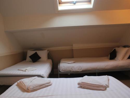 Seagull Hotel Room Type - Quadruple Room with Private Bathroom