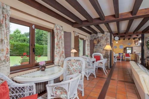 3 bedrooms house with lake view enclosed garden and wifi at Calgar