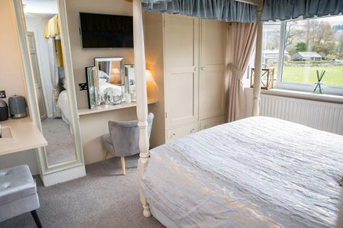 1 queen bed