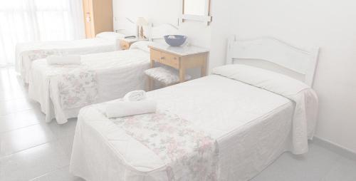 Hostal 3 de Noviembre chambre d'hôte Parque Covaresa