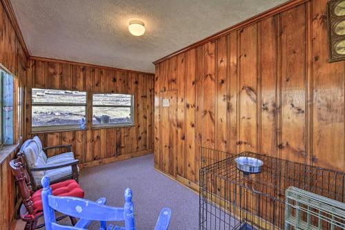Pet-Friendly Cabin with Dock on Claytor Lake!