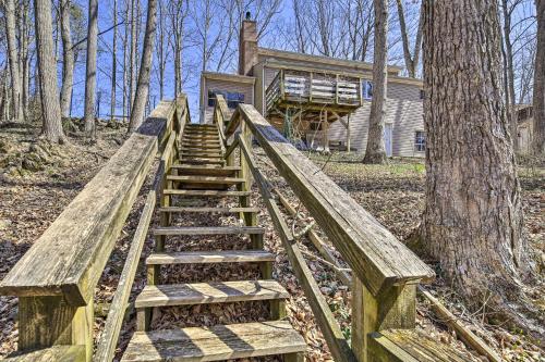 Pet-Friendly Cabin with Dock on Claytor Lake!