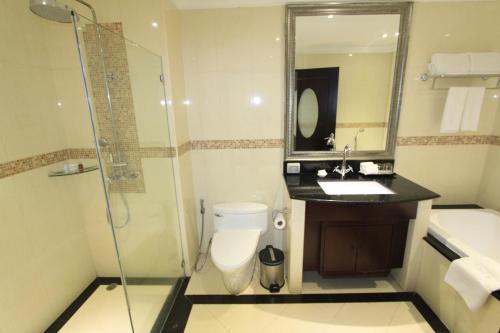 room detail thumbnail 2