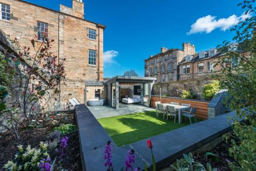 Garden, Garden Rooms Edinburgh in Inverleith