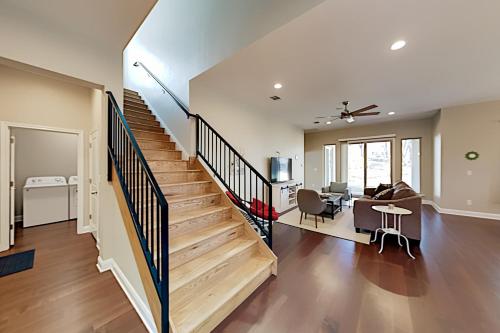 Village of Point Venture - Office - Golf & Pool home - image 4