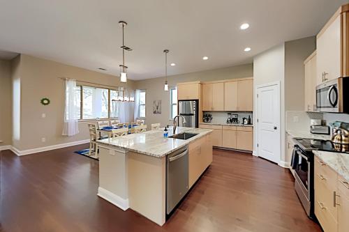 Village of Point Venture - Office - Golf & Pool home - image 7