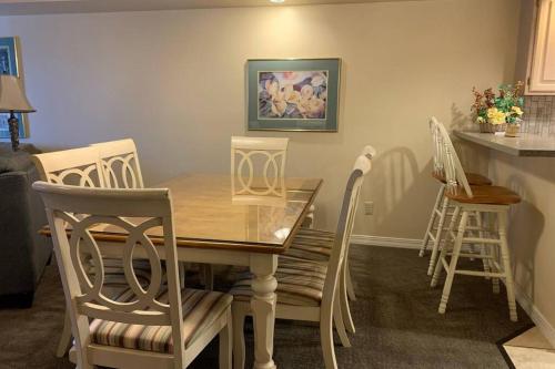 Unit 163 - Standard 2 Bedroom Condominium - image 6