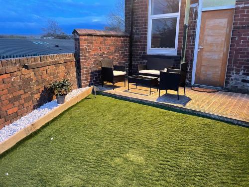 Instalaciones, Potters Lodge, Oldham, Manchester by Edl Ventures Ltd in Oldham