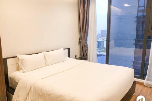Vinhomes Metropolis 1-Serviced apartment for rent